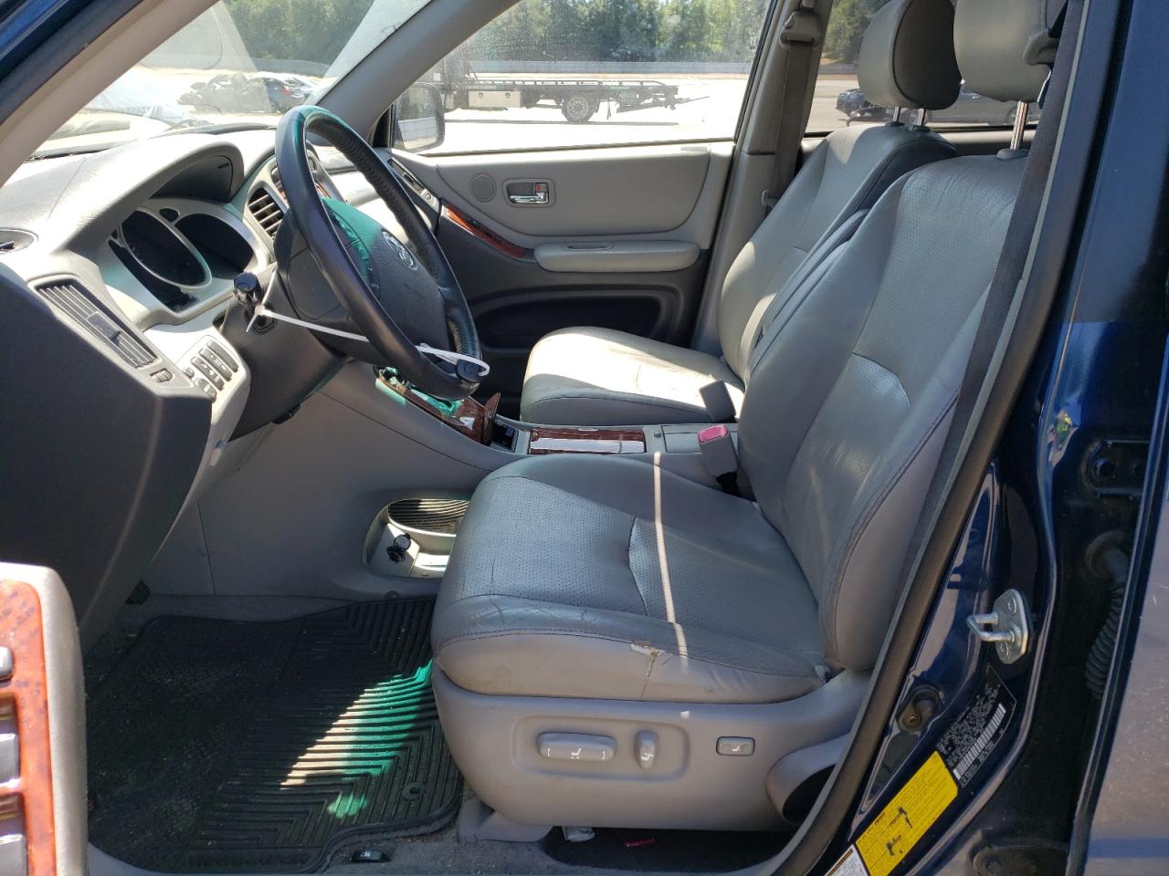 JTEEP21AX40053326 2004 Toyota Highlander