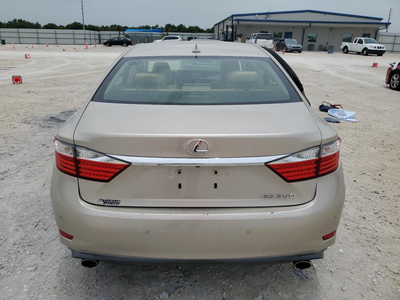 JTHBK1GG2E2124941 2014 Lexus Es 350