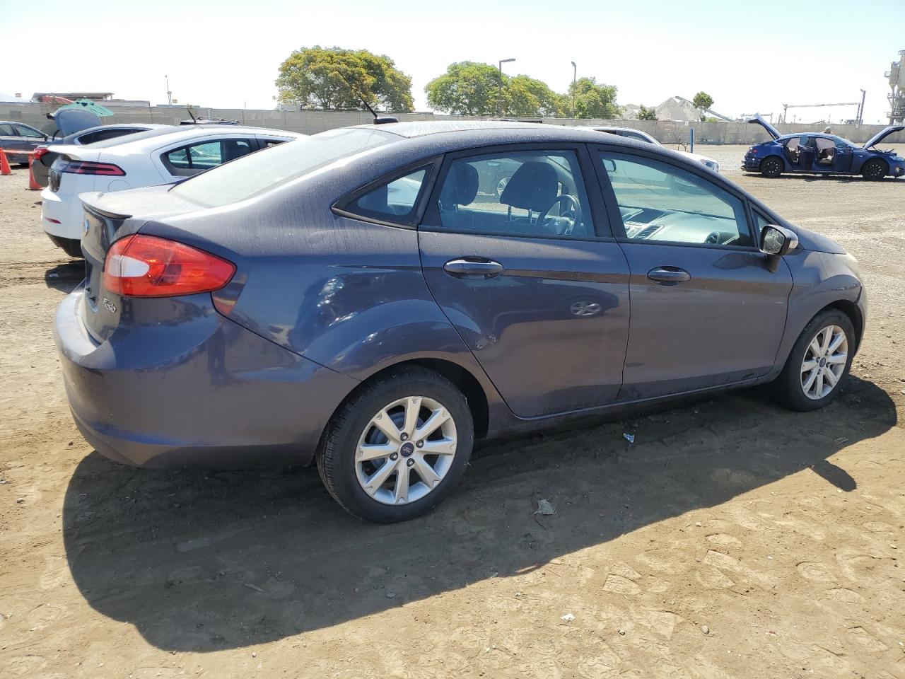 Lot #2852861235 2013 FORD FIESTA SE