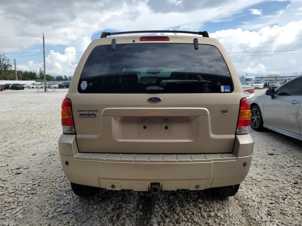 1FMCU94107KA76739 2007 Ford Escape Limited