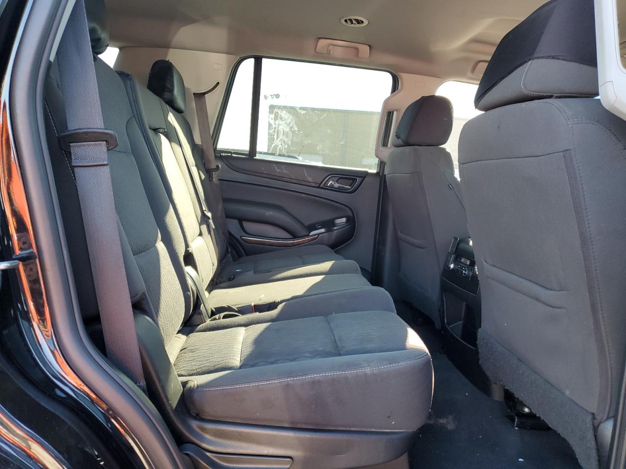 1GNSCAKC1KR320866 2019 Chevrolet Tahoe C1500 Ls