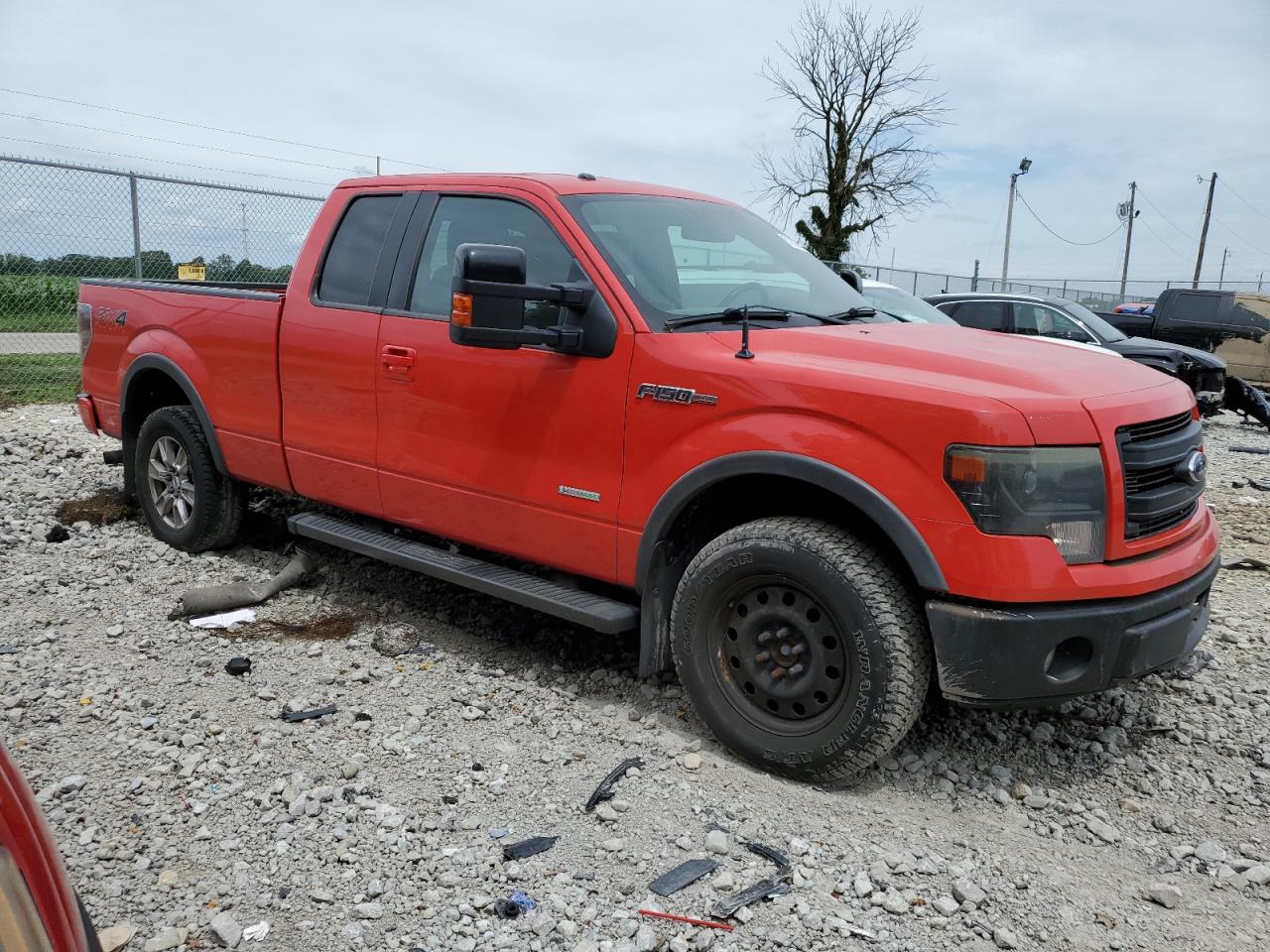 2013 Ford F150 Super Cab vin: 1FTFX1ET6DKD32582