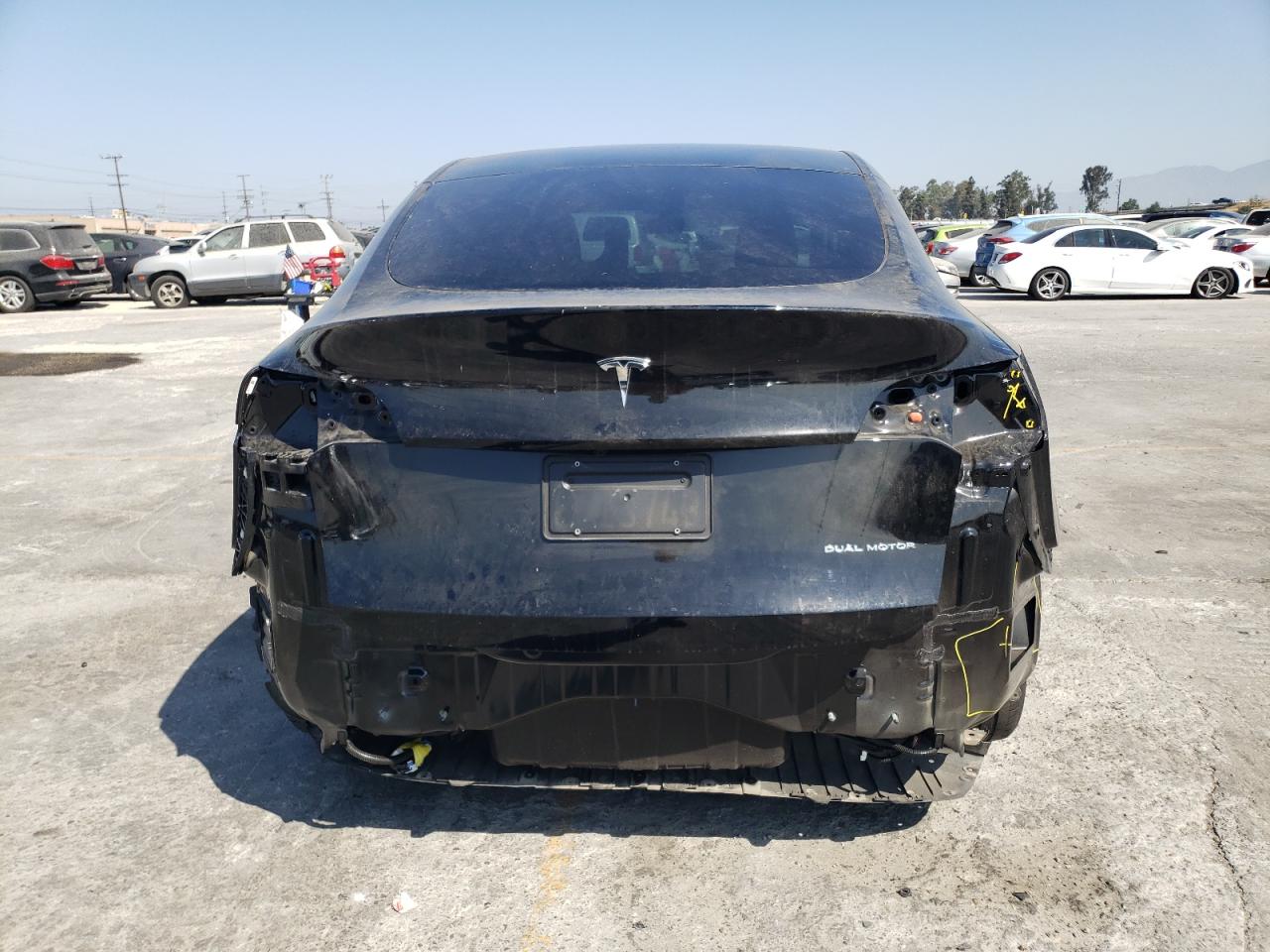 5YJYGDEE9MF286853 2021 Tesla Model Y