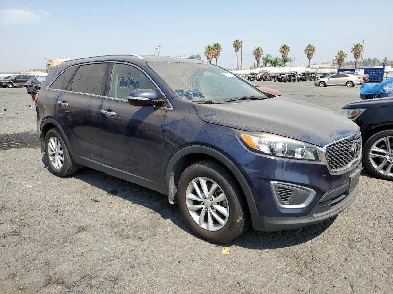 2017 Kia Sorento Lx vin: 5XYPG4A39HG200438