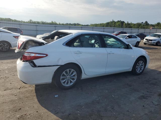 VIN 4T1BF1FK7HU708333 2017 Toyota Camry, LE no.3