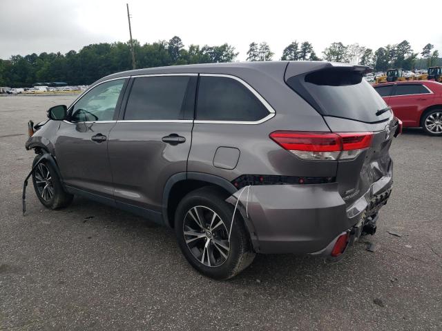 VIN 5TDZARFHXKS058803 2019 Toyota Highlander, LE no.2