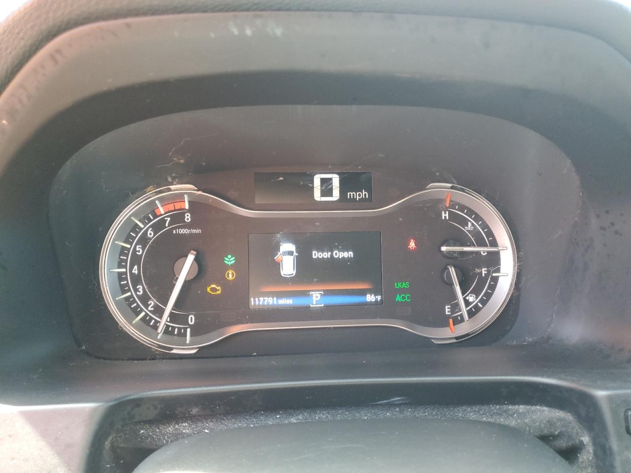 5FNYF5H97HB016386 2017 Honda Pilot Touring