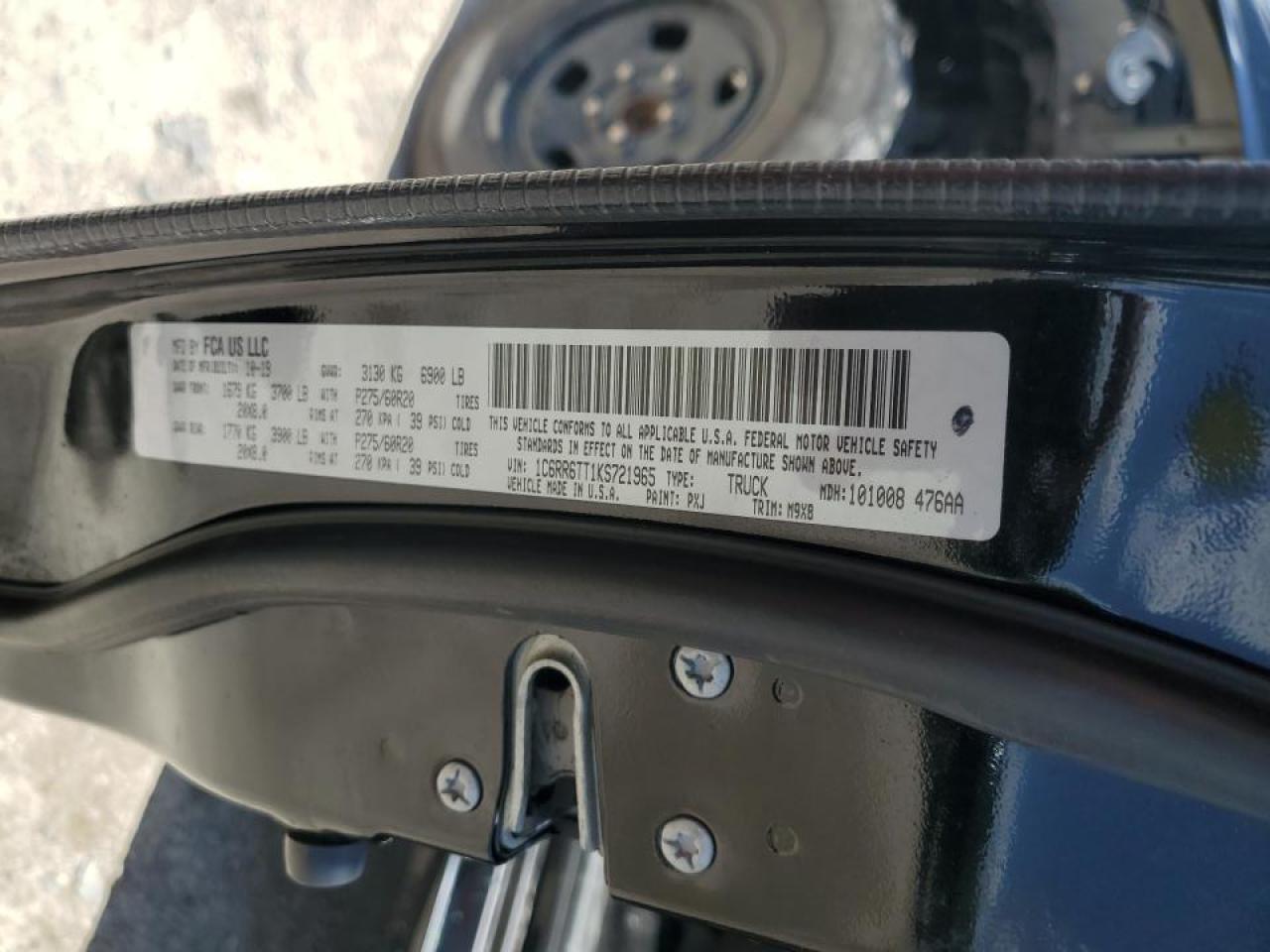 1C6RR6TT1KS721965 2019 Ram 1500 Classic Slt