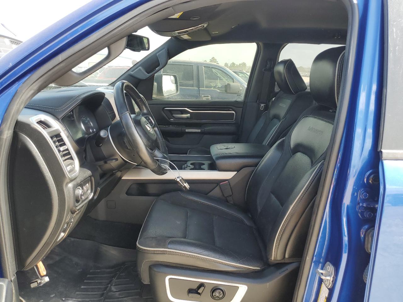 1C6SRFJT3KN605816 2019 Ram 1500 Laramie