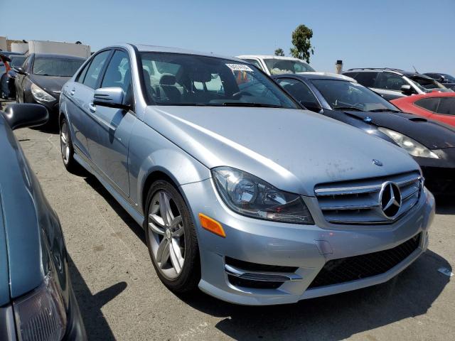 VIN WDDGF4HB6DA862798 2013 Mercedes-Benz C-Class, 250 no.4