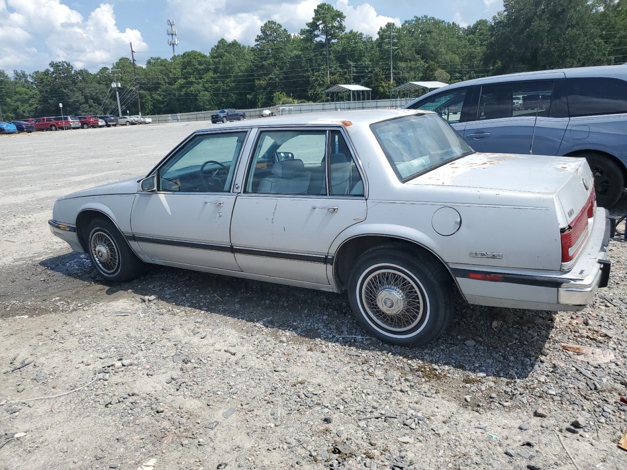 Lot #3030698087 1990 BUICK LESABRE CU