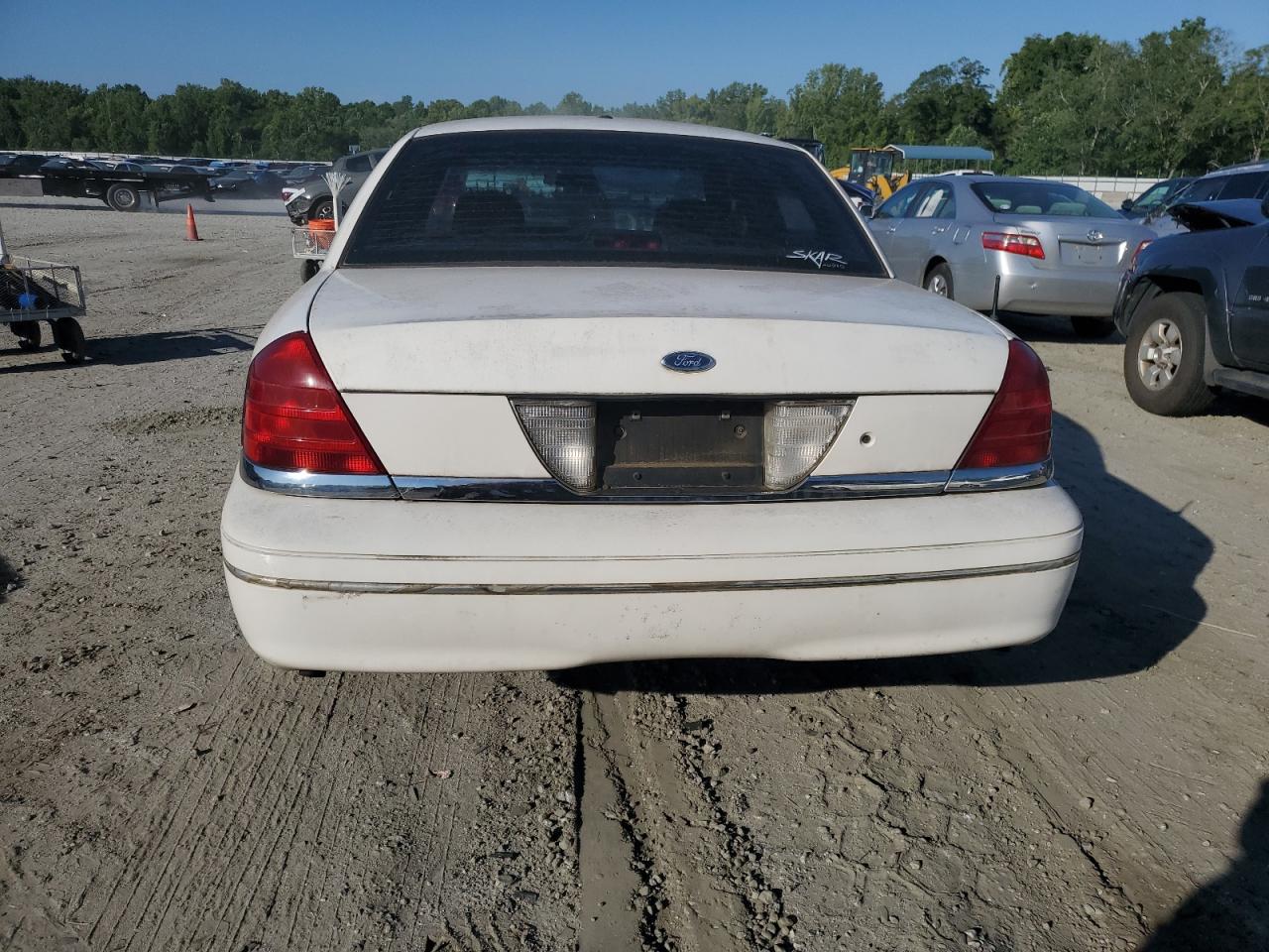 2FAFP71W15X107834 2005 Ford Crown Victoria Police Interceptor