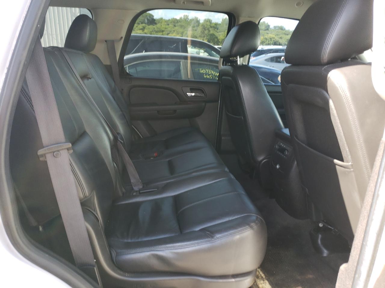 1GNSKBE07CR281275 2012 Chevrolet Tahoe K1500 Lt