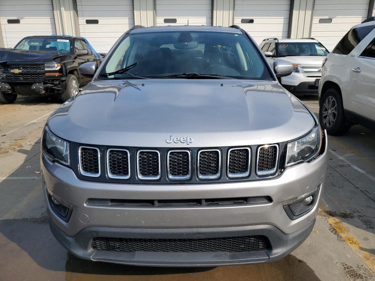 Lot #2923957944 2018 JEEP COMPASS LA