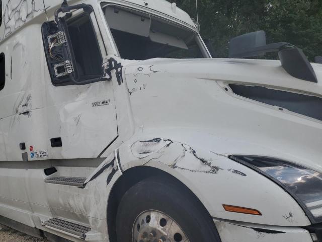 2023 VOLVO VN VNL #3304490436