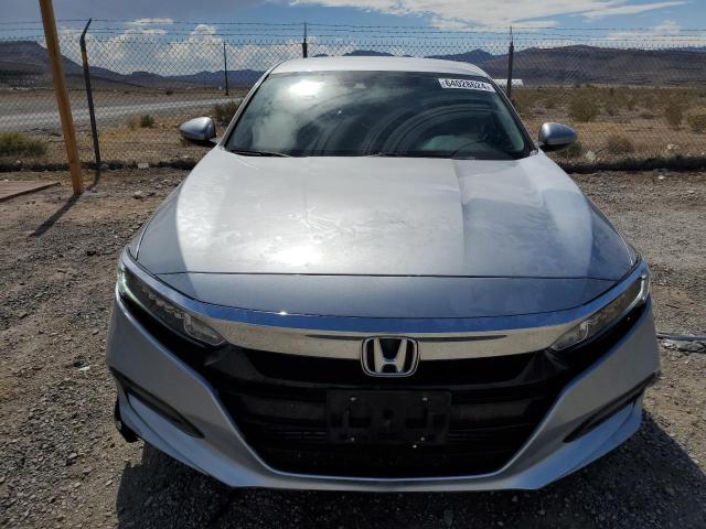 VIN 1HGCV1F14JA088746 2018 Honda Accord, LX no.5