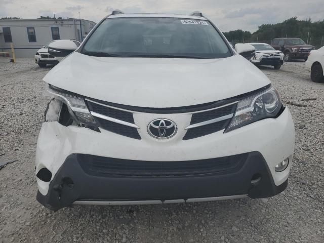 2015 TOYOTA RAV4 XLE - JTMWFREV5FD061962