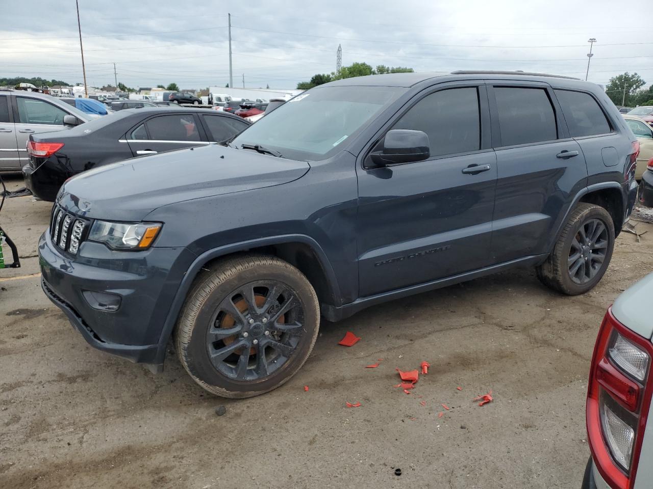 2018 Jeep Grand Cherokee Laredo vin: 1C4RJFAG4JC152866