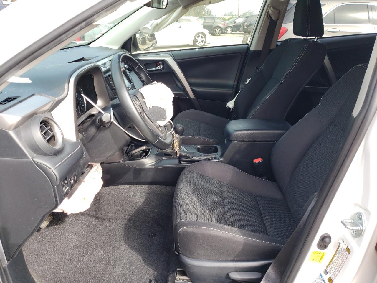 JTMRJREV7HD143237 2017 Toyota Rav4 Hv Le