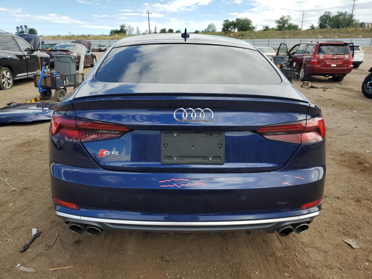 WAUB4CF51JA101946 2018 Audi S5 Premium Plus