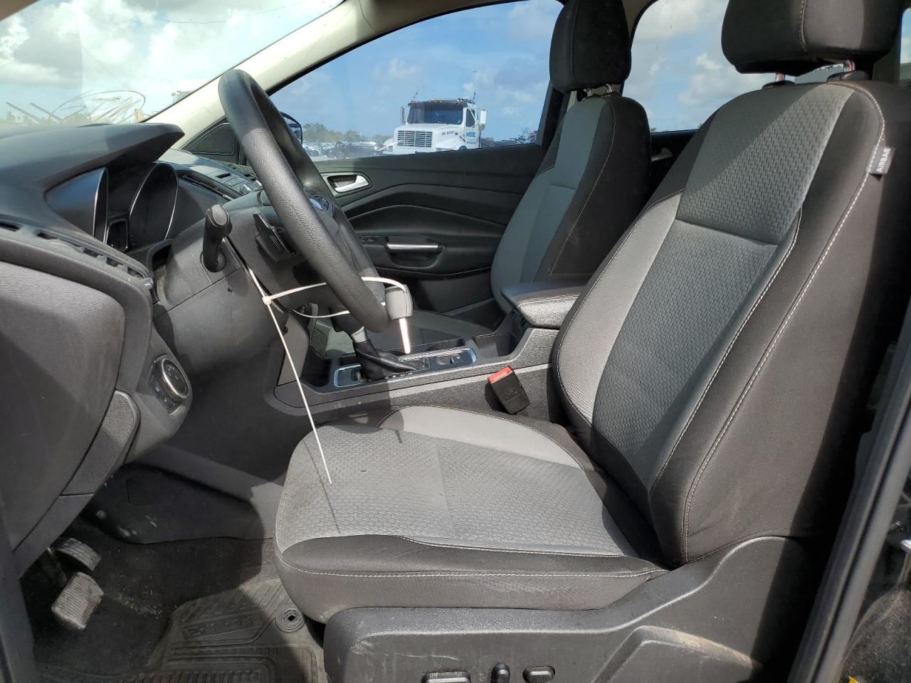 2017 Ford Escape Se vin: 1FMCU0GDXHUB00990