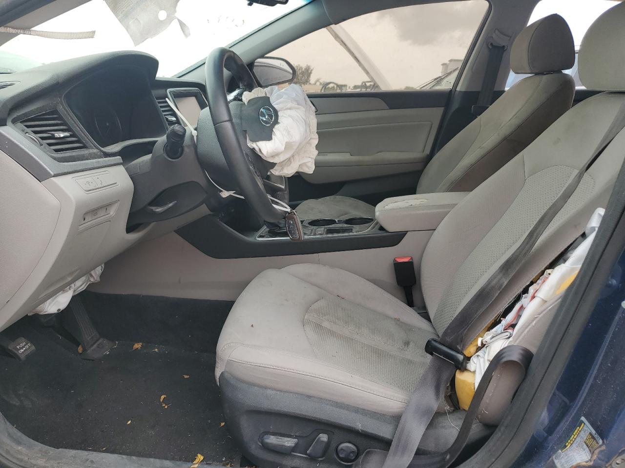 5NPE34AF0KH777128 HYUNDAI SONATA 2019