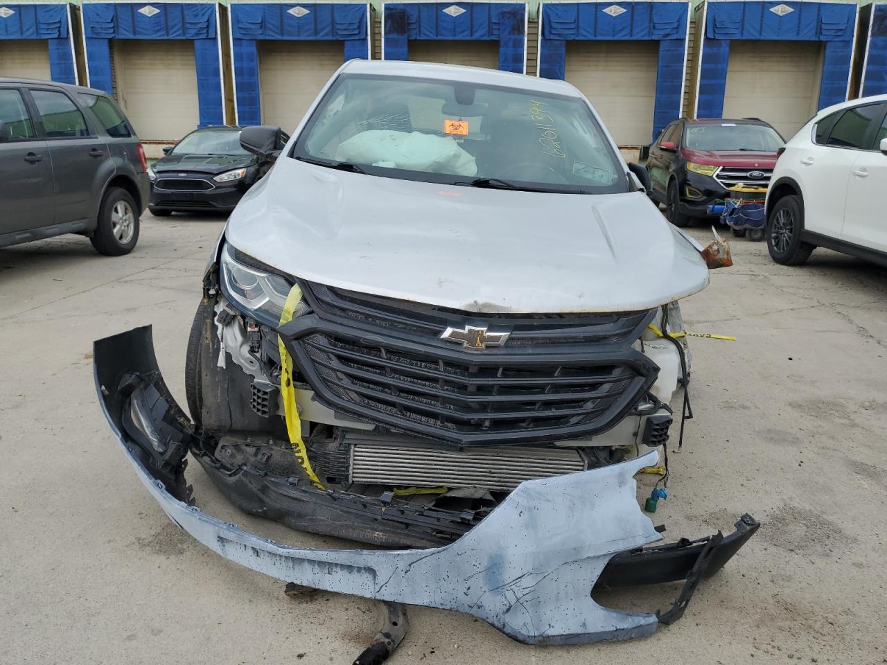 2018 Chevrolet Equinox Ls vin: 2GNAXHEV5J6141651