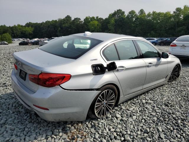 VIN WBAJB1C54KB376863 2019 BMW 5 Series, 530XE no.3