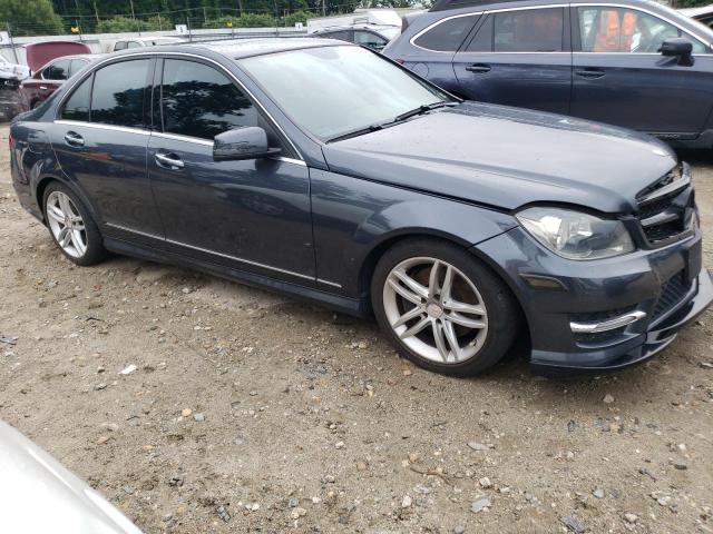 VIN WDDGF8ABXDA841809 2013 Mercedes-Benz C-Class, 3... no.4