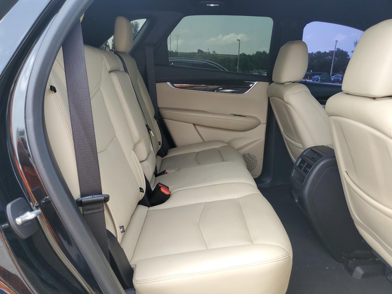 1GYKNARS1KZ159591 2019 Cadillac Xt5