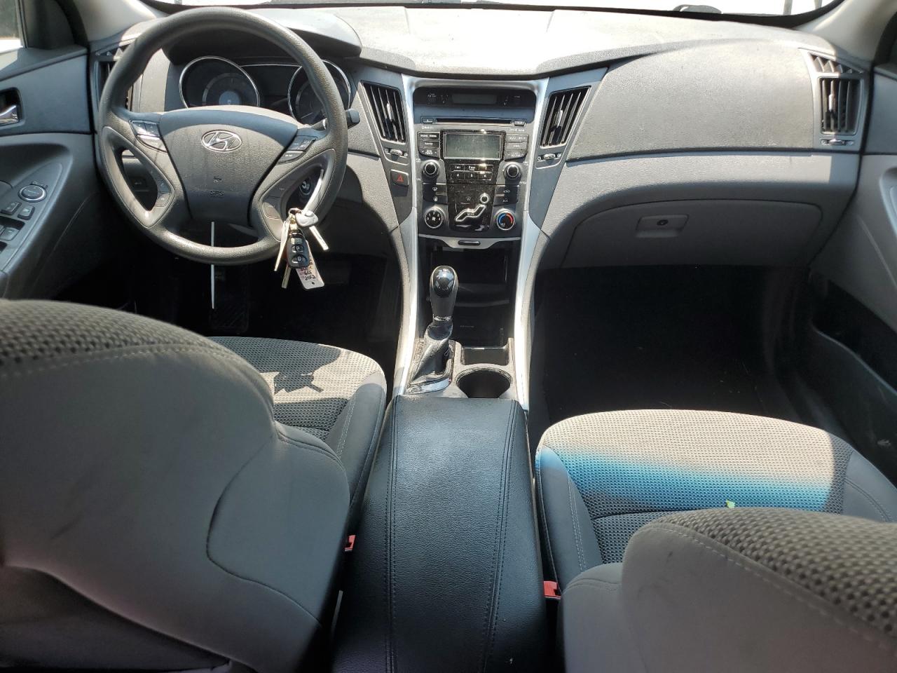 5NPEB4AC4DH773921 2013 Hyundai Sonata Gls