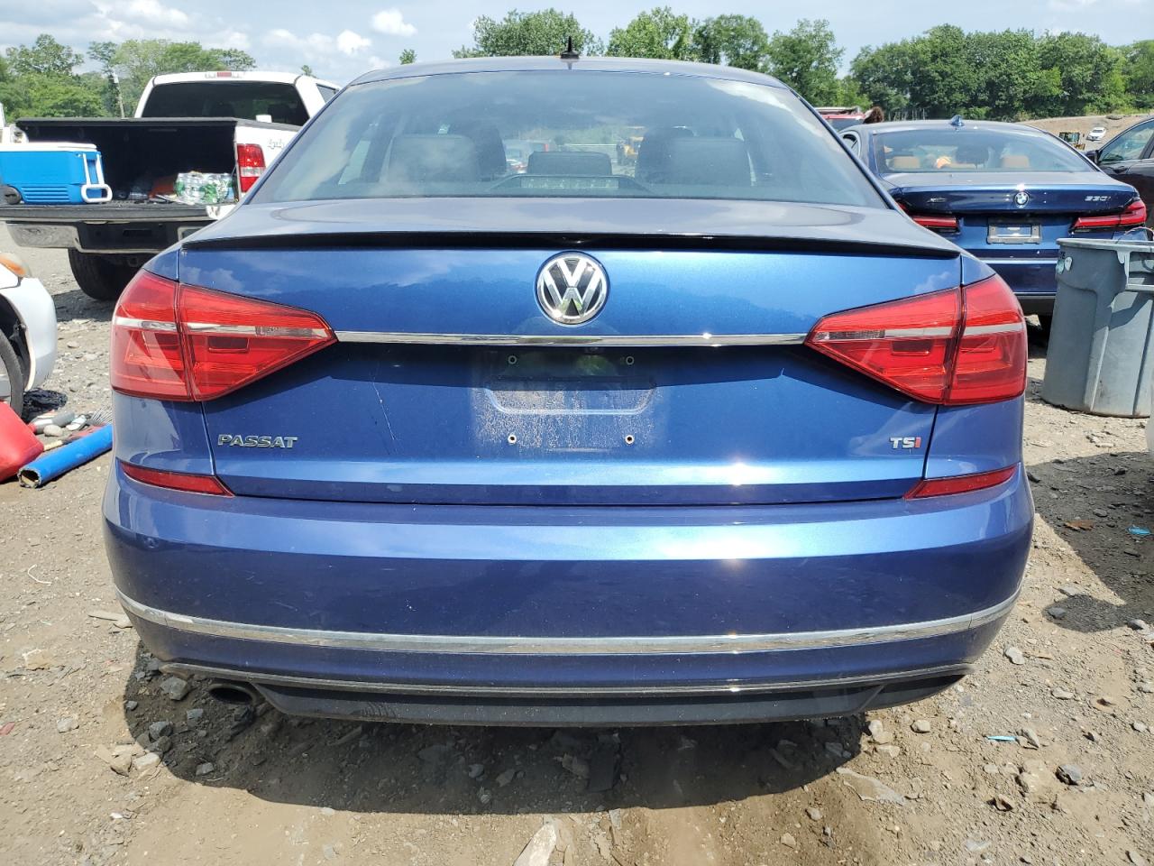 2016 Volkswagen Passat S vin: 1VWAT7A39GC069949