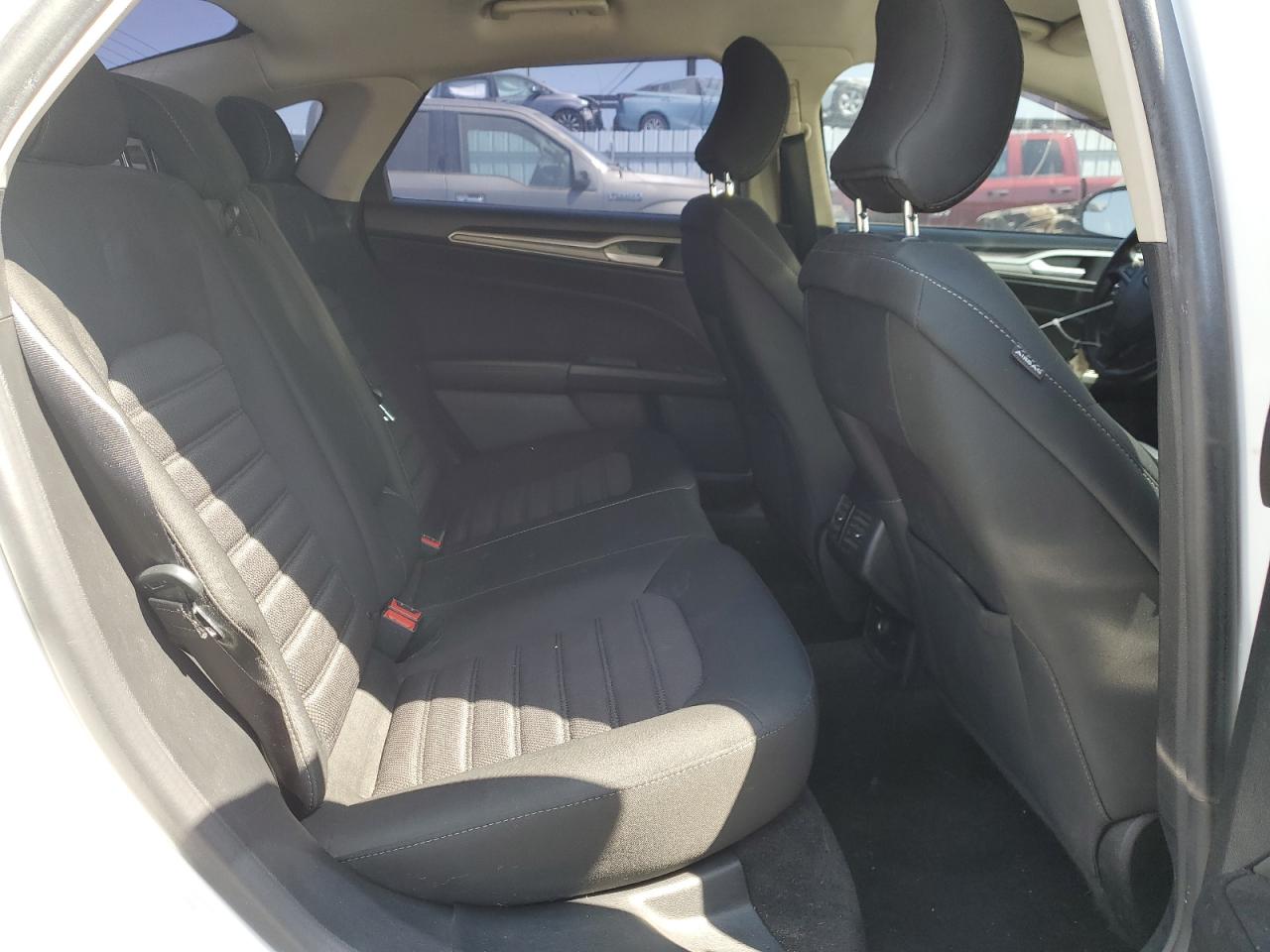 2018 Ford Fusion Se vin: 3FA6P0HD9JR253306