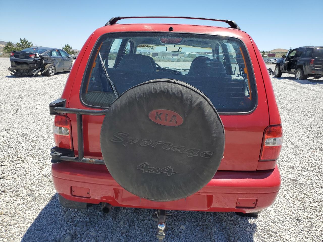 KNDJA7232Y5635334 2000 Kia Sportage