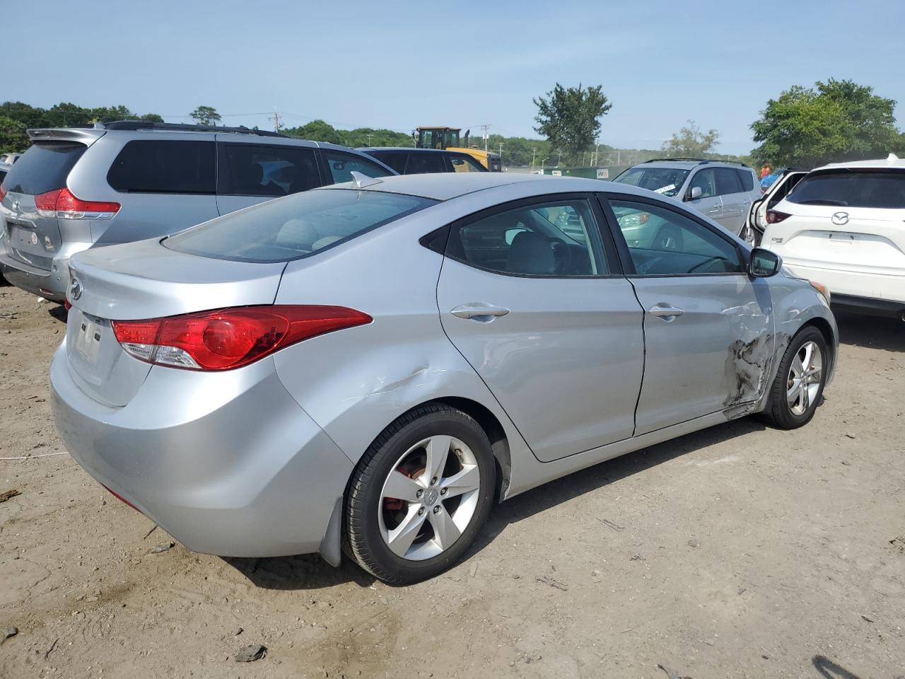 5NPDH4AE1DH242977 2013 Hyundai Elantra Gls