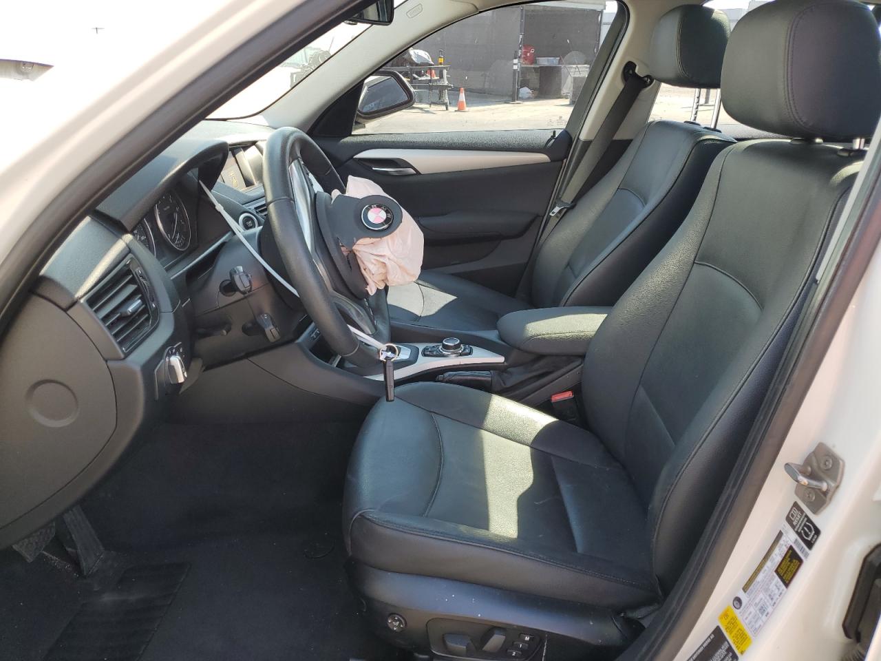 WBAVM1C53FV315049 2015 BMW X1 Sdrive28I