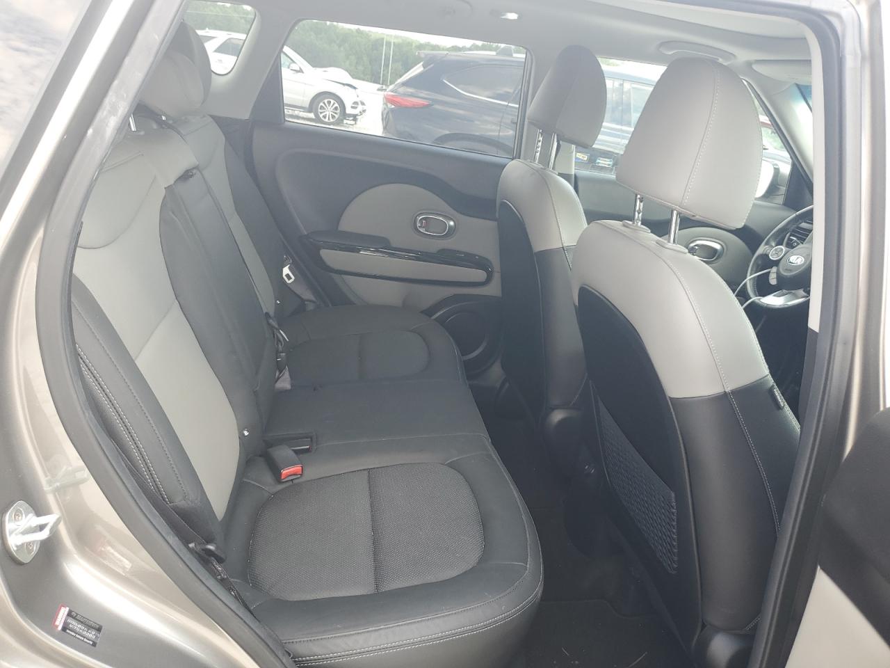 KNDJP3A56H7498378 2017 Kia Soul +