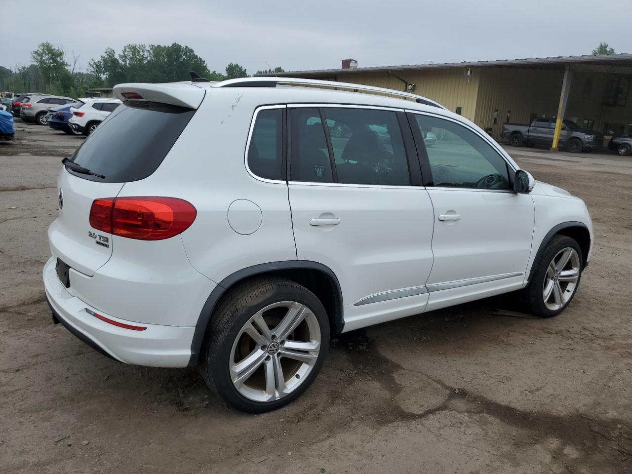 WVGBV7AX2FW068378 2015 Volkswagen Tiguan S