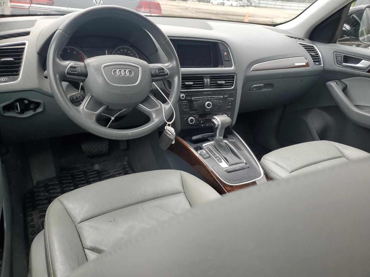 WA1CFAFP7FA132238 2015 Audi Q5 Premium