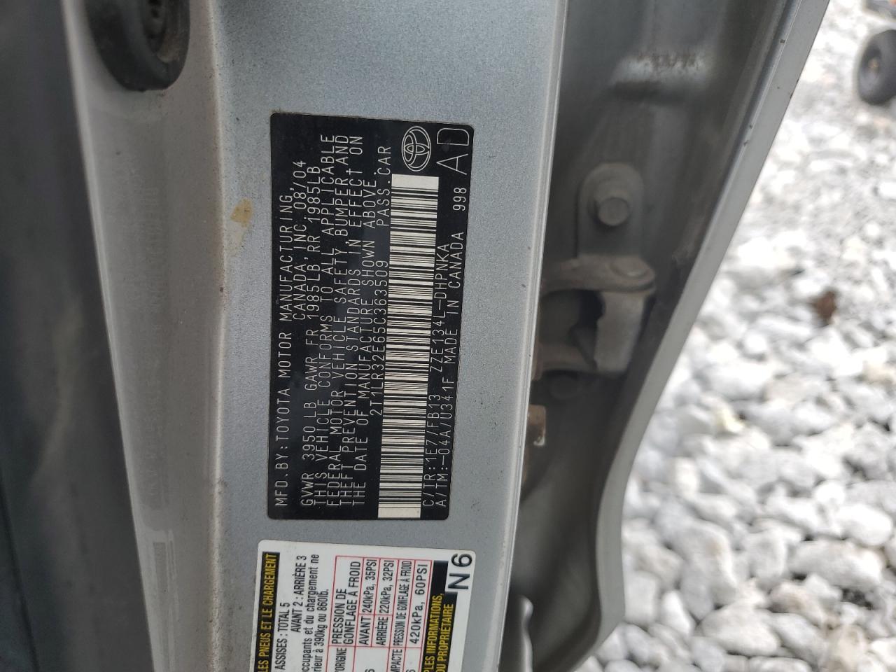 2T1LR32E65C363509 2005 Toyota Corolla Matrix Base