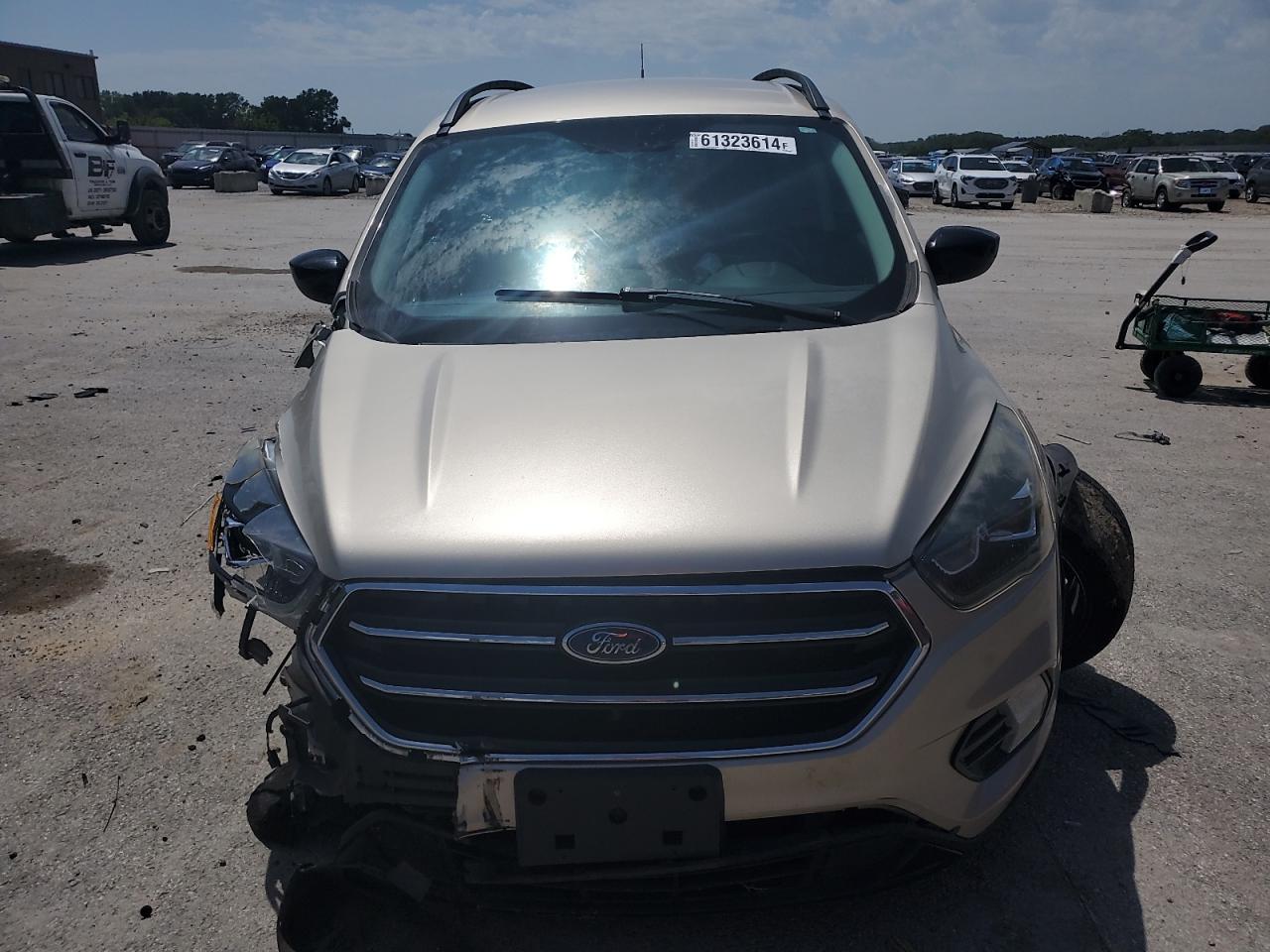 Lot #2860338692 2018 FORD ESCAPE SE