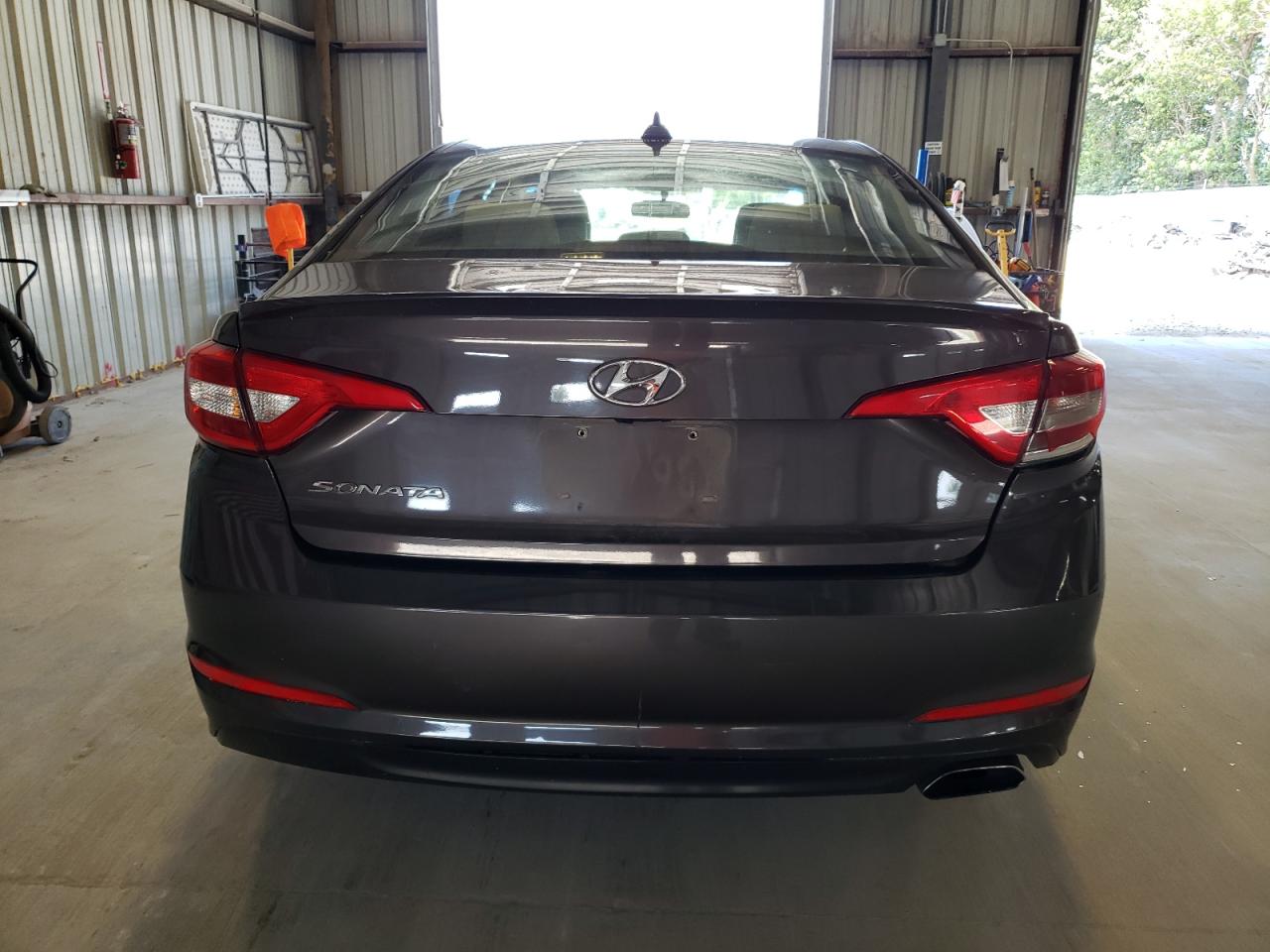 5NPE24AF0HH565213 2017 Hyundai Sonata Se