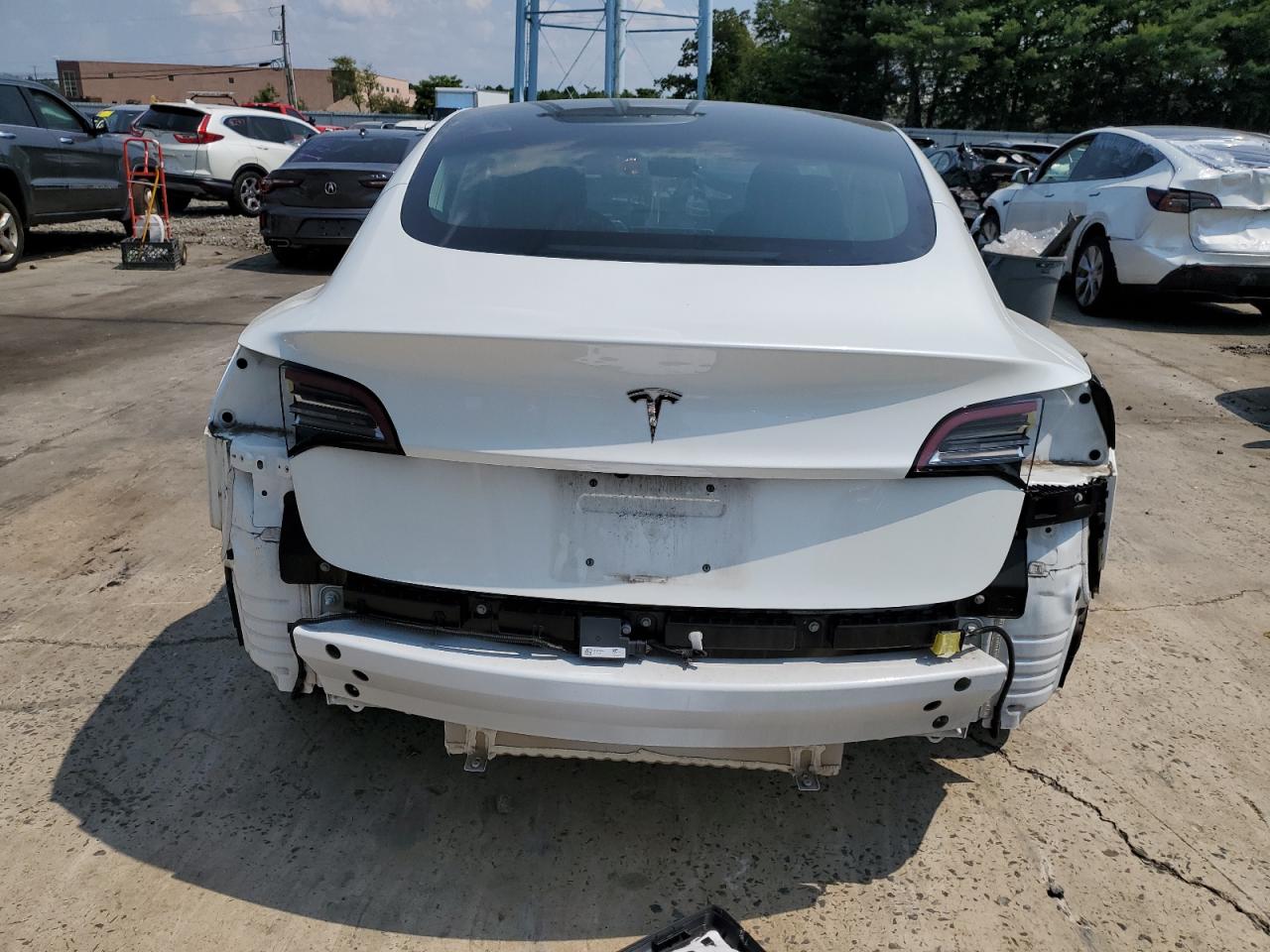 5YJ3E1EA8JF153055 2018 Tesla Model 3