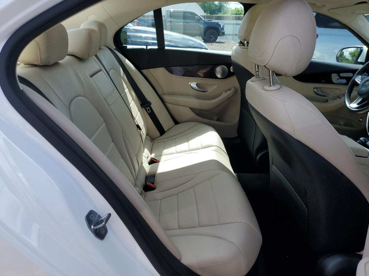55SWF4KB1HU210777 2017 Mercedes-Benz C 300 4Matic