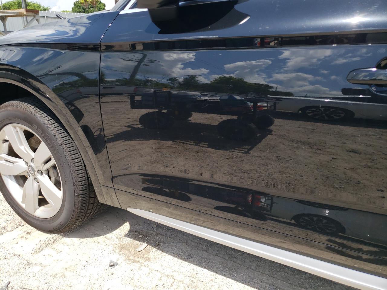 WA1BNAFY9J2227930 2018 Audi Q5 Premium Plus