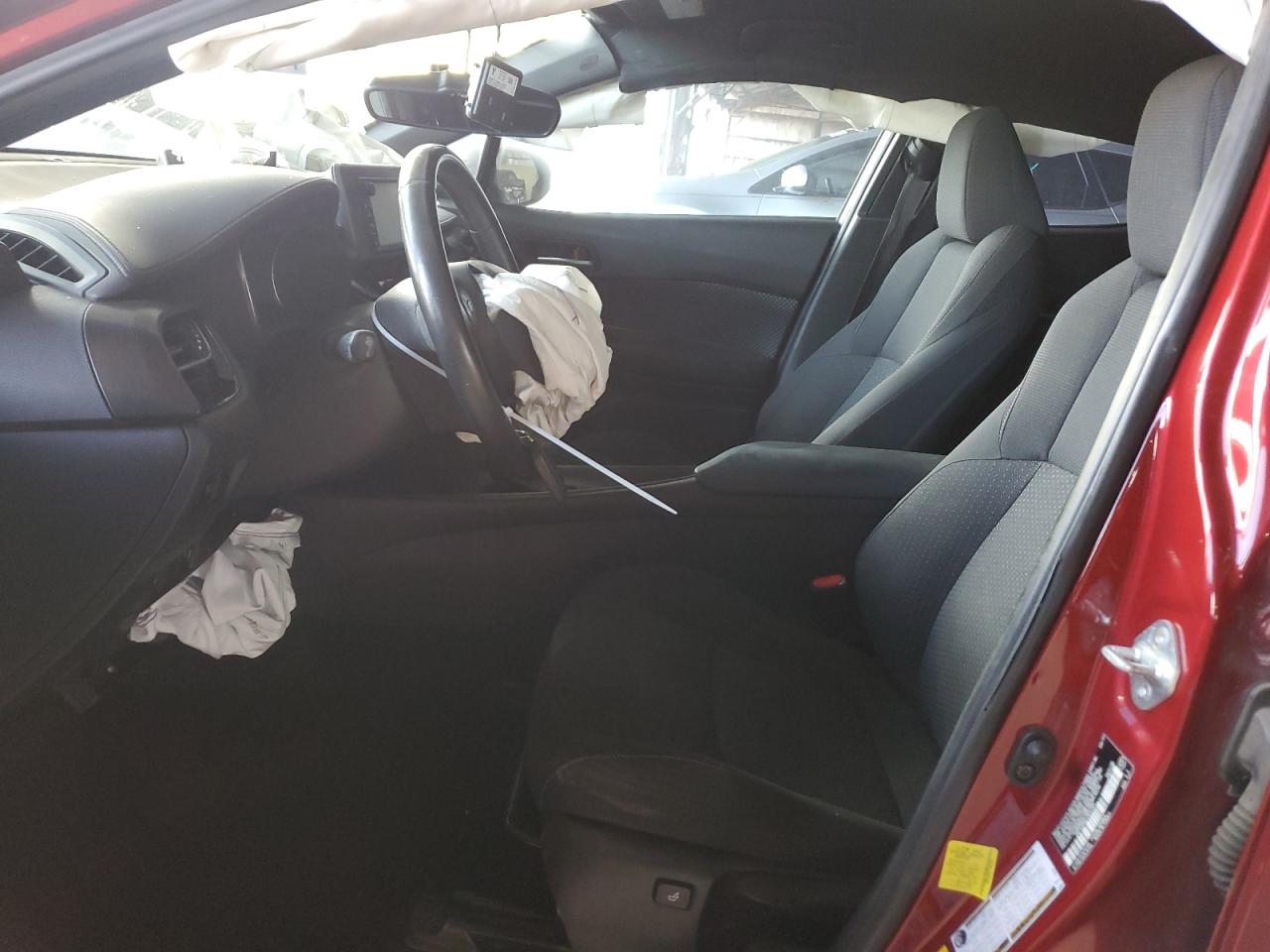 NMTKHMBX1JR033301 2018 Toyota C-Hr Xle