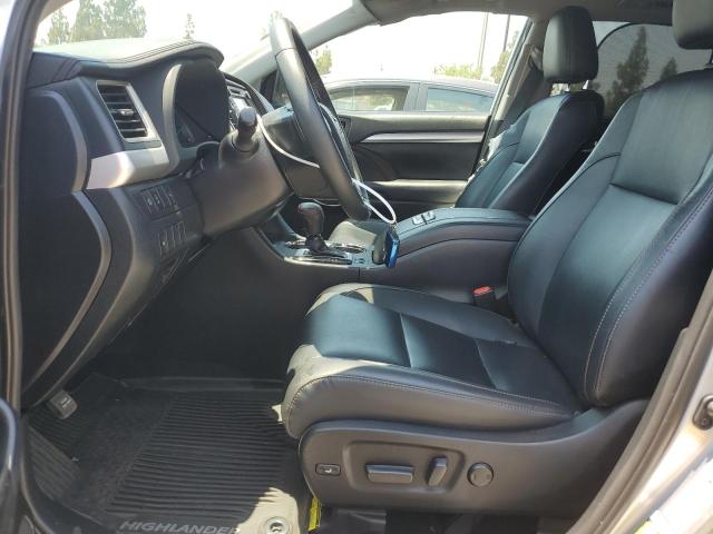 2019 Toyota Highlander Se VIN: 5TDKZRFHXKS571723 Lot: 62570714