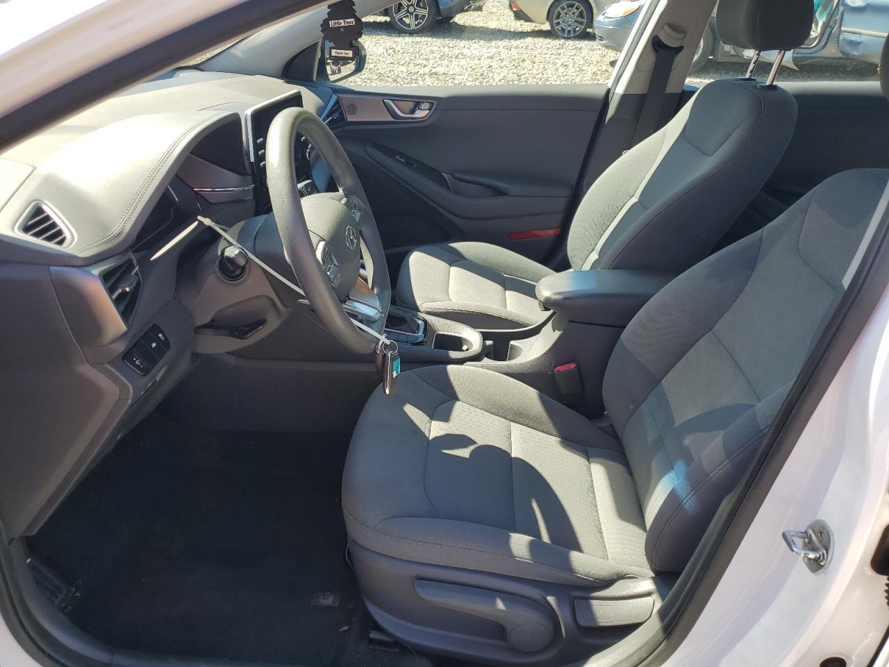 KMHC65LC9MU254685 2021 Hyundai Ioniq Blue