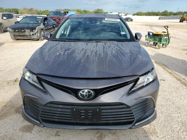 VIN 4T1C11AKXRU258446 2024 Toyota Camry, LE no.5