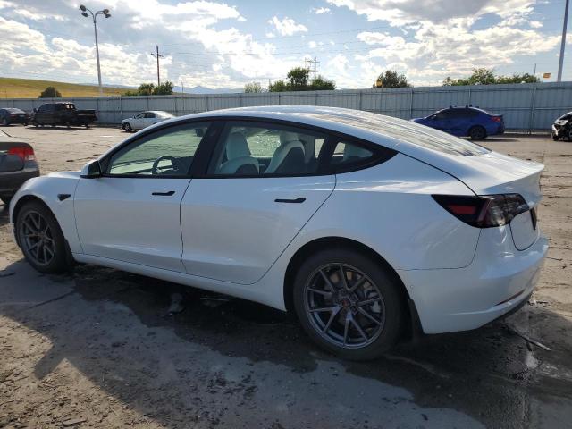  TESLA MODEL 3 2021 Білий